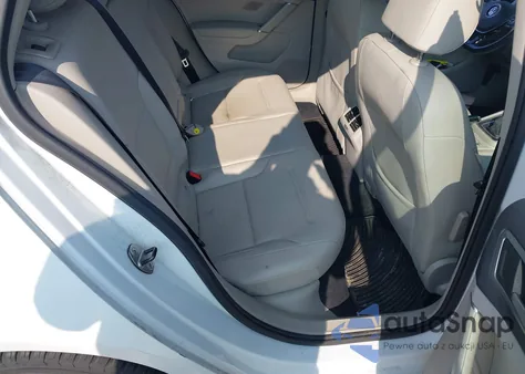 2015 Volkswagen Golf Tdi Se 4-Door from USA, damaged, VIN 3VW2A7AU7FM021883